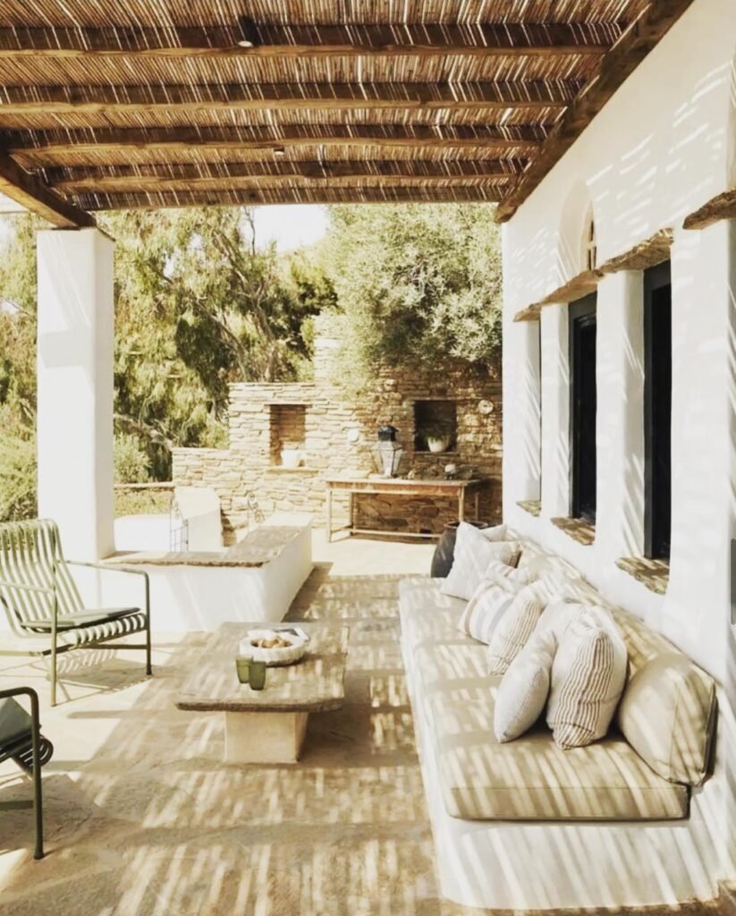 Banquettes et pergolas — Atelier Löwe — photo 1