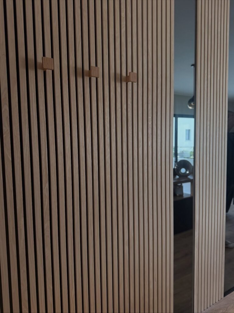 Bois rainuré — Atelier Löwe — photo 6