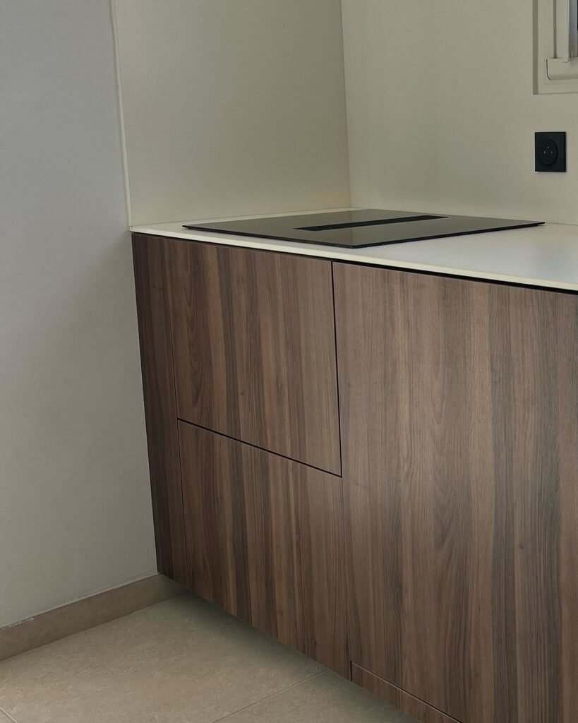 Cuisine noyer et compact — Atelier Löwe — photo 6