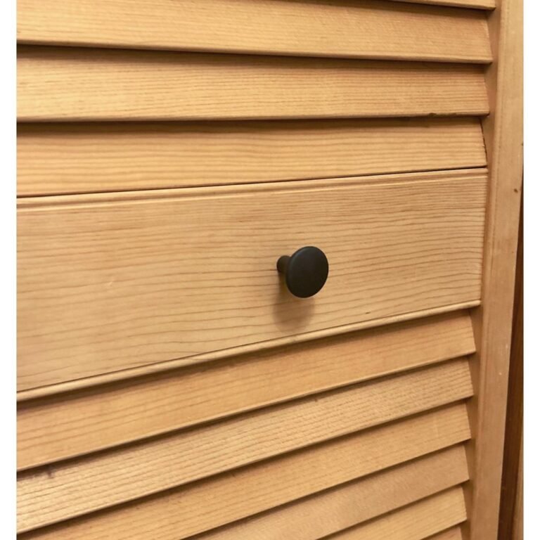 Vous souhaitez aménager un placard ou un dressing ? — Atelier Löwe — photo 2