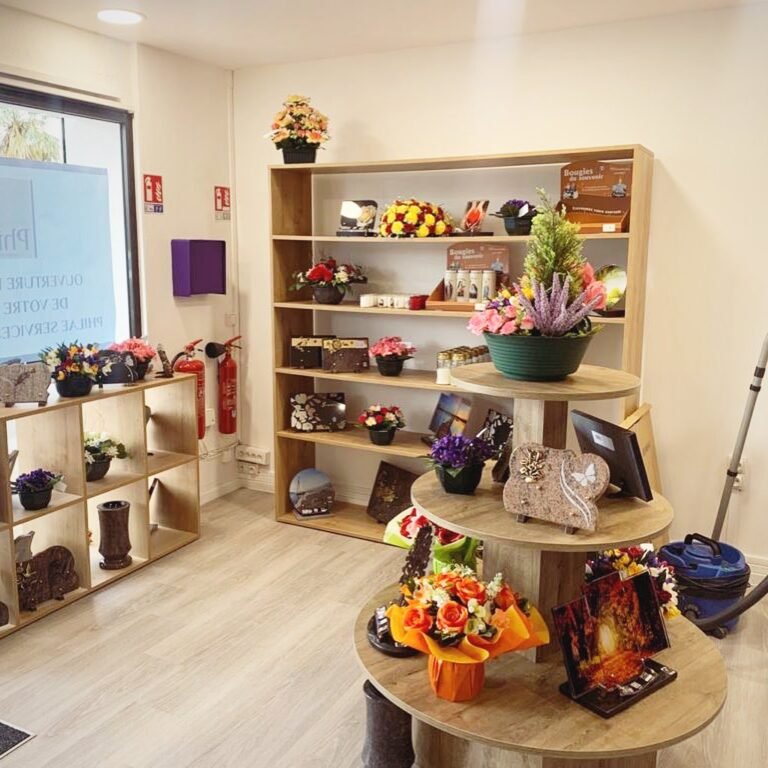 Magasin de services funéraires — Atelier Löwe