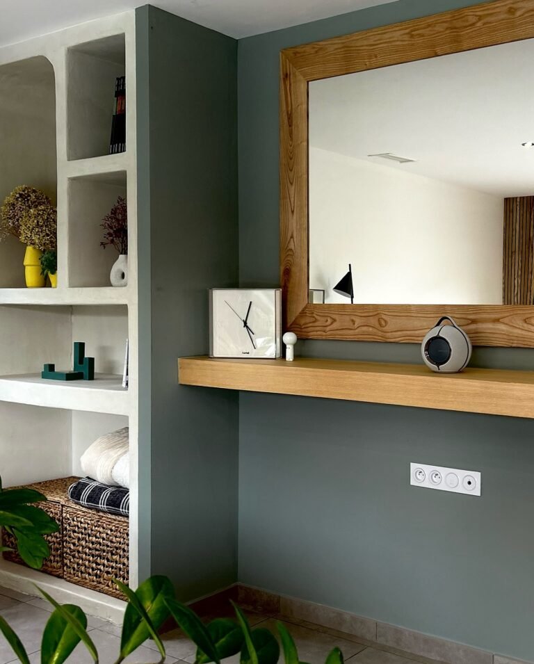 Niches, console et tasseaux — Atelier Löwe
