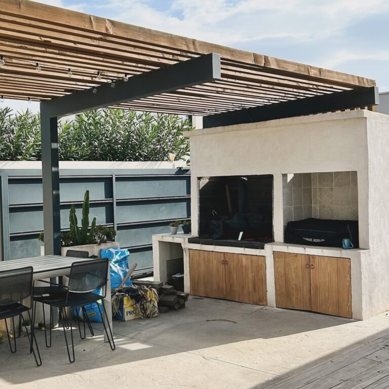 Portes de cuisine d’extérieur — Atelier Löwe
