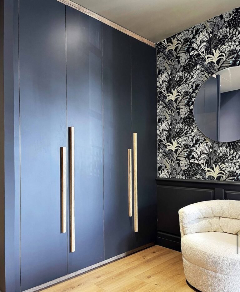 Portes de placard peintes — Atelier Löwe