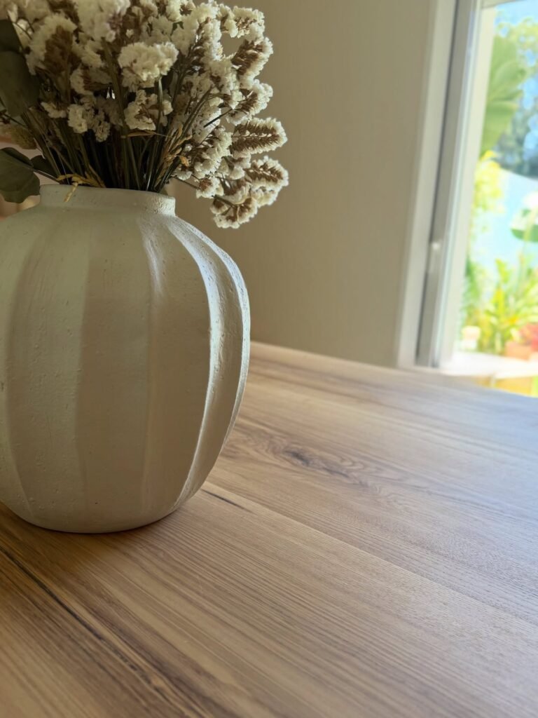 Table en frêne massif — photo 4